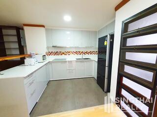 For RENT : Supalai Place / 2 Bedroom / 2 Bathrooms / 100 sqm / 40000 THB [8844935]