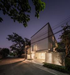 3BR Contemporary SMART Home for Sale at Chang Phueak