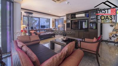 Baan Rimpha House for sale in Wongamat Beach, Pattaya. SH13799