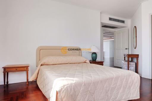 3 bedroom Condo in Royal Cliff Garden Pratumnak