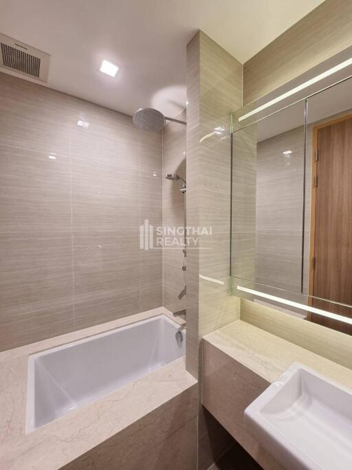 For RENT : Noble BE33 / 2 Bedroom / 2 Bathrooms / 52 sqm / 40000 THB [9085552]