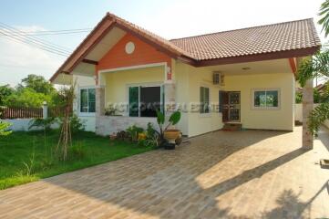 Passorn Village 2 House for sale and for rent in East Pattaya, Pattaya. SRH6752