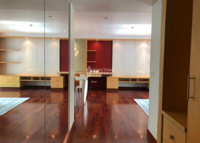 For RENT : Urbana Sukhumvit 15 / 2 Bedroom / 2 Bathrooms / 110 sqm / 40000 THB [9307996]