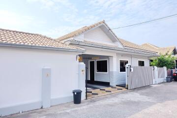 3 bedroom House in Wanthip Village East Pattaya East Pattaya