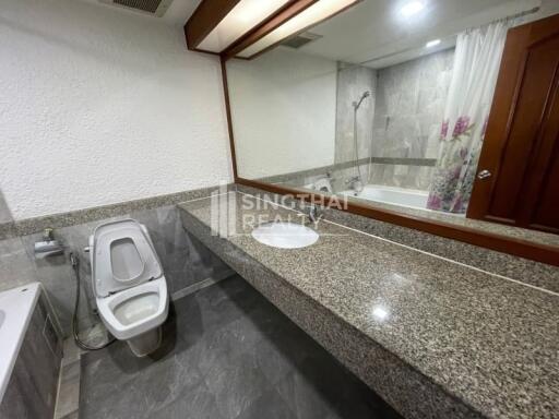 For RENT : Las Colinas / 2 Bedroom / 2 Bathrooms / 141 sqm / 40000 THB [9716841]