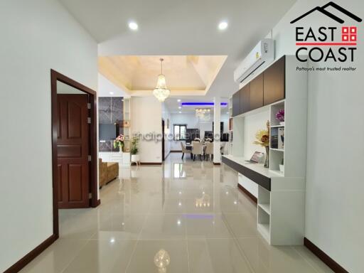 The Lanterns House for sale in East Pattaya, Pattaya. SH14391