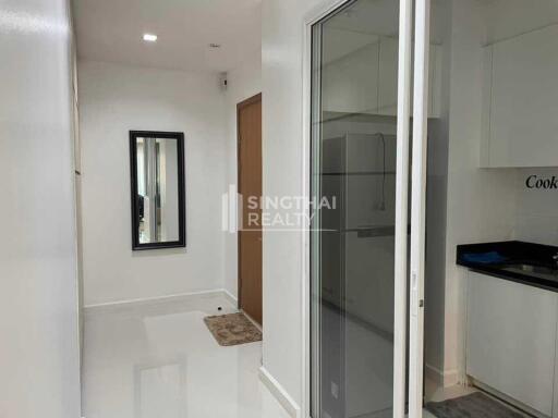 For RENT : The Bloom Sukhumvit 71 / 3 Bedroom / 2 Bathrooms / 88 sqm / 40000 THB [9941481]