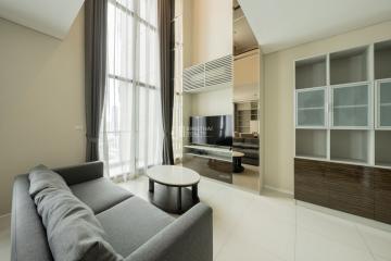 For RENT : Villa Asoke / 1 Bedroom / 2 Bathrooms / 80 sqm / 40000 THB [R10072]