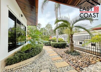 SP3 Village House for rent in East Pattaya, Pattaya. RH13680