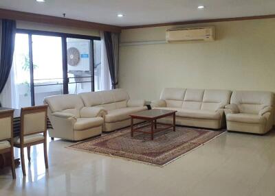 For RENT : Prestige Towers / 2 Bedroom / 2 Bathrooms / 174 sqm / 40000 THB [R10201]