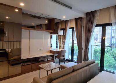 For RENT : Noble Ploenchit / 1 Bedroom / 1 Bathrooms / 45 sqm / 40000 THB [R10542]