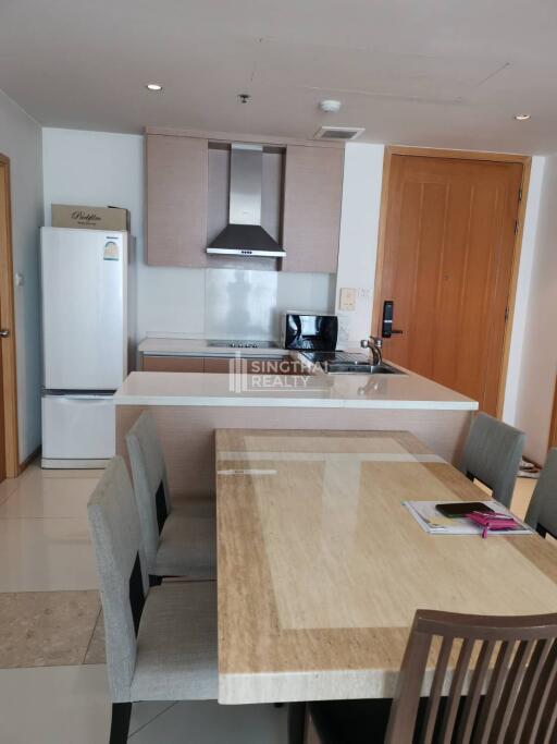 For RENT : The Empire Place / 2 Bedroom / 2 Bathrooms / 100 sqm / 40000 THB [R10689]