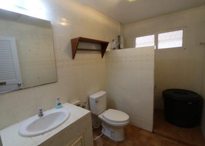 4 ห้องนอน, 2 ห้องน้ำ บ้าน ราคา ฿ 28,000/เดือน