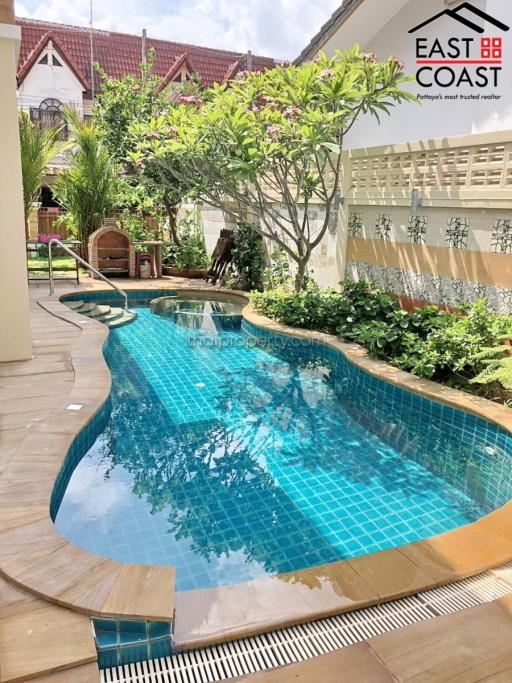 Private House Thappraya Soi 5 House for sale and for rent in Pratumnak Hill, Pattaya. SRH12526