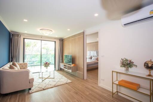 Luxury 2 bedroom condo for sale at Chang Kian