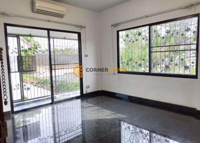 3 bedroom House in Central Park 4 East Pattaya