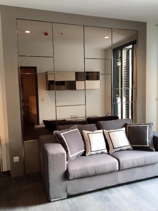 For RENT : Edge Sukhumvit 23 / 1 Bedroom / 1 Bathrooms / 44 sqm / 40000 THB [R11116]