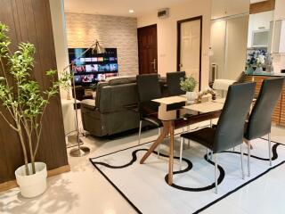 For RENT : Sukhumvit Living Town / 2 Bedroom / 1 Bathrooms / 63 sqm / 40000 THB [R11211]