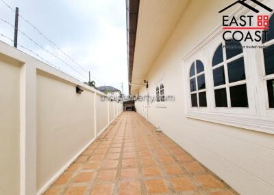 Private House Mabprachan Lake House for sale in East Pattaya, Pattaya. SH14311