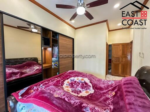 Maneeya Home  House for sale in East Pattaya, Pattaya. SH14336