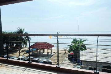 3 bedroom Condo in View Talay Sands Na Jomtien