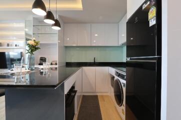 For RENT : Via Botani / 1 Bedroom / 1 Bathrooms / 47 sqm / 40000 THB [R11402]