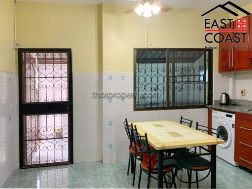 Eakmongkol 2/2 House for sale in East Pattaya, Pattaya. SH14314