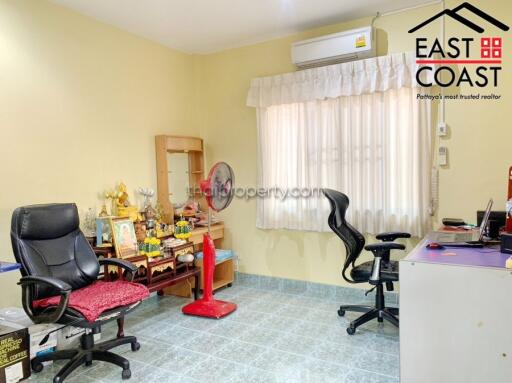 Eakmongkol 2/2 House for sale in East Pattaya, Pattaya. SH14314