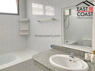 Eakmongkol 2/2 House for sale in East Pattaya, Pattaya. SH14314