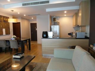 For RENT : Sathorn Gardens / 2 Bedroom / 2 Bathrooms / 83 sqm / 40000 THB [R11431]