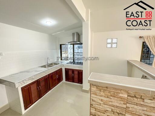 Daraphan  House for sale in East Pattaya, Pattaya. SH14321