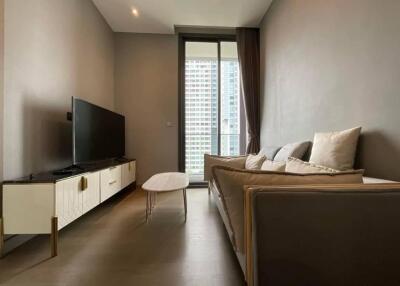 For RENT : The Esse at Singha Complex / 1 Bedroom / 1 Bathrooms / 48 sqm / 40000 THB [R11559]