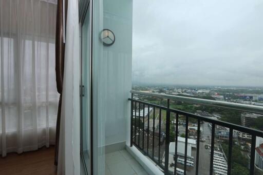 2 Bed condo on 25th floor of Supalai Monte