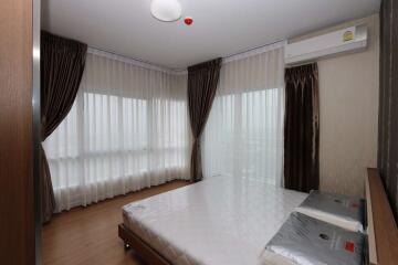 2 Bed condo on 25th floor of Supalai Monte