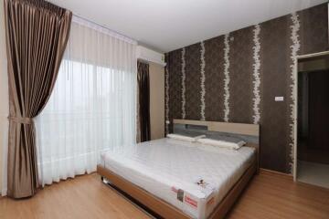 2 Bed condo on 25th floor of Supalai Monte