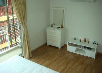 For RENT : Y.O. Place / 2 Bedroom / 1 Bathrooms / 106 sqm / 42000 THB [2126642]