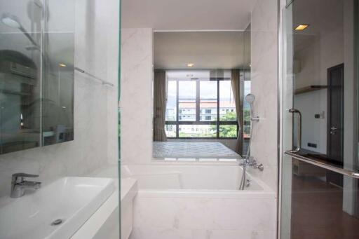 Attractive 1 bedroom condo The Siri Chiang Mai