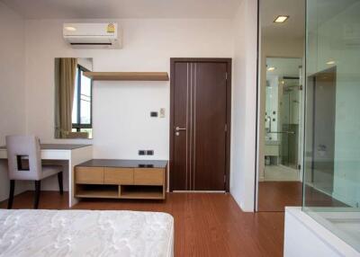 Attractive 1 bedroom condo The Siri Chiang Mai