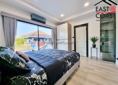 Hill Side Village House for rent in East Pattaya, Pattaya. RH14347
