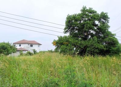 226 sqw Land Plot in Bang Saray