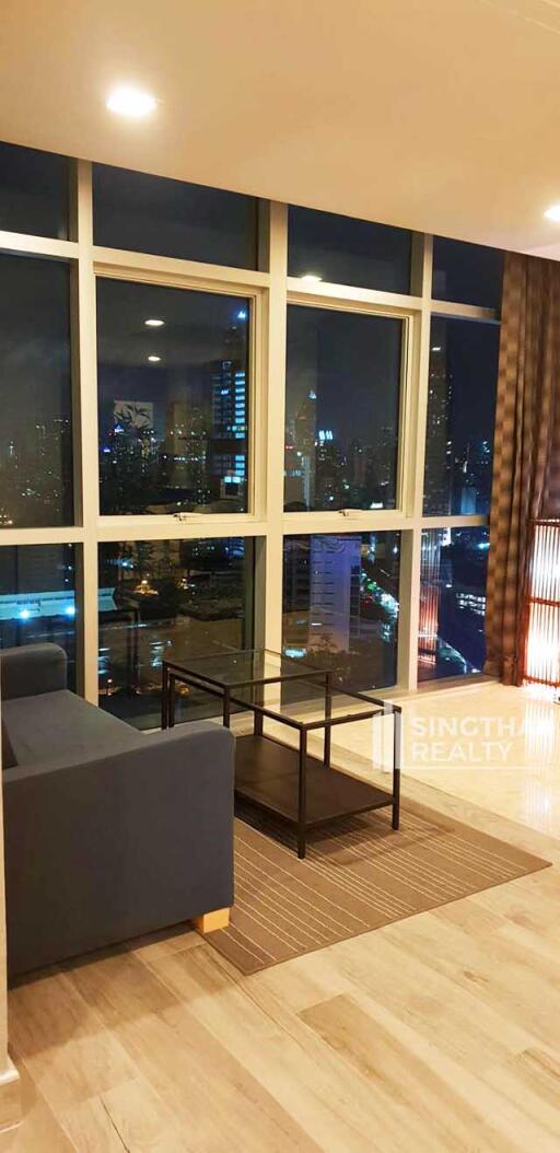 For RENT : Nusasiri Grand / 1 Bedroom / 1 Bathrooms / 81 sqm / 42000 THB [6590876]