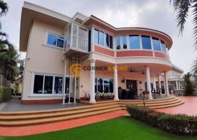 7 bedroom House in East Pattaya