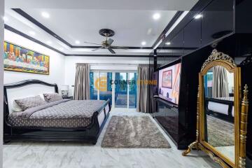 7 bedroom House in East Pattaya