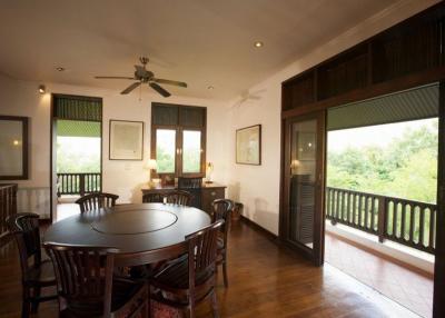 Outstanding luxury hill top pool villa in the Mae On Valley