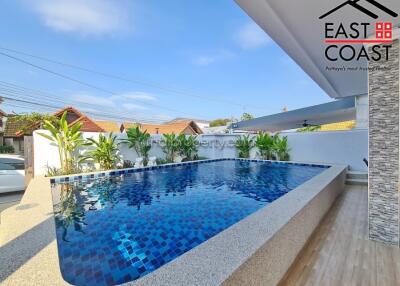 Suksabai Villa House for sale in Pattaya City, Pattaya. SH13636