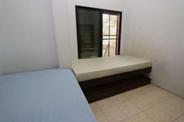 Small house to rent at Pakhoke Village