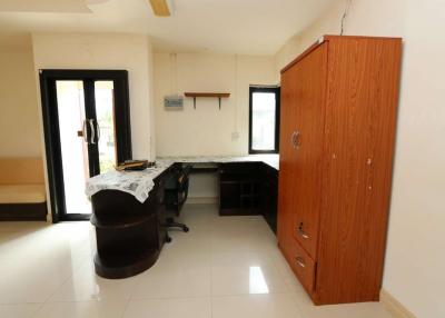 Small house to rent at Pakhoke Village