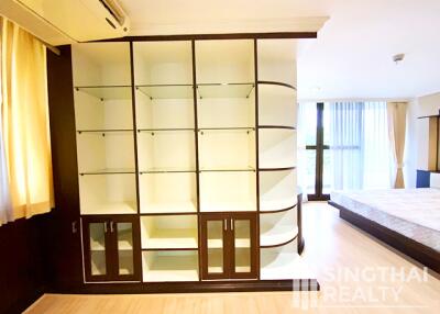 For RENT : Supalai Place / 2 Bedroom / 2 Bathrooms / 122 sqm / 42000 THB [8447862]