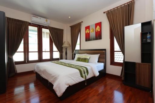 Superb furnished 3 bed house at Huai Sai
