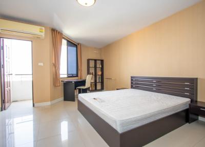 Studio room at Trio Condominium Huay Kaew Rd